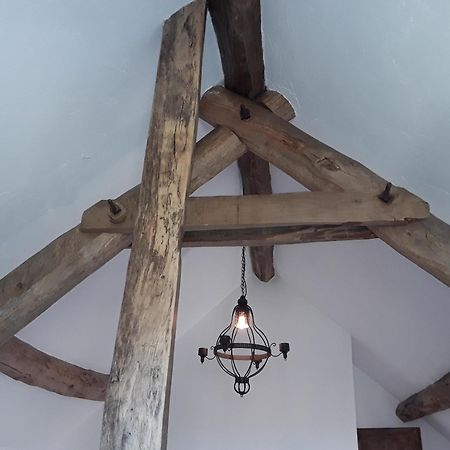 La Belle Ame Bed & Breakfast Saint-Priest-des-Champs Ruang foto